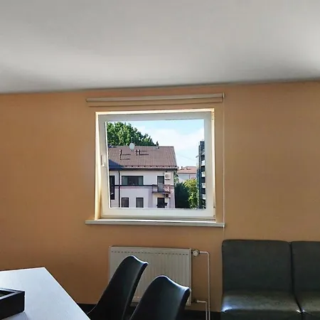 Center Quiet With Free Private Parking Riga