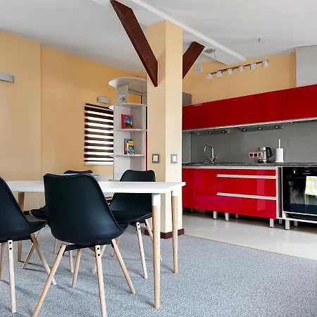 Center Quiet With Free Private Parking Riga